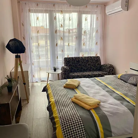 Stylish Near Center