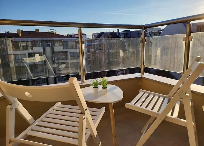 Stylish Near City, Entire Flat, 1 Bedroom, 1 Large Bed In Living Lejlighed *