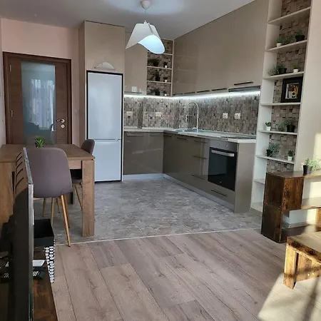 Stylish Near City, Entire Flat, 1 Bedroom, 1 Large Bed In Living Apartmán *