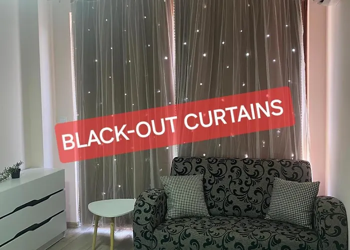 Stylish Near City, Entire Flat, 1 Bedroom, 1 Large Bed In Living Apartment *