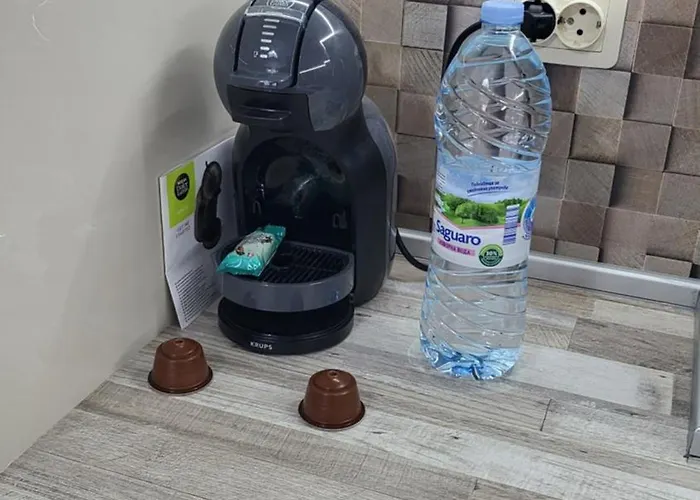 Stylish Near City, Entire Flat, 1 Bedroom, 1 Large Bed In Living Plovdiv